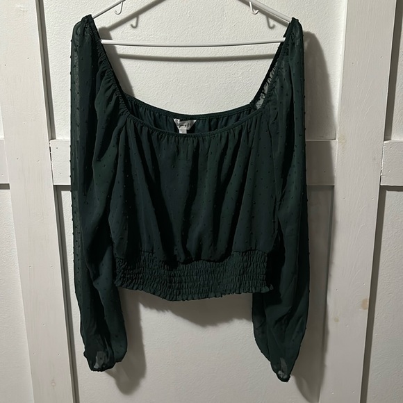 Green blouse - Picture 1 of 1